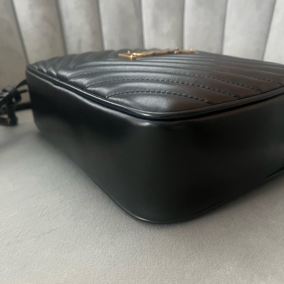 ❗️SOLD❗️Authentic YSL Saint Laurent Lou Camera Bag - Picture 7 of 16